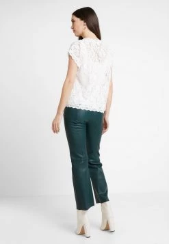 Cream Femme VIVI Blouse Chalk -Cream Soldes Boutique 07764936543c439d9e455926e32982f6