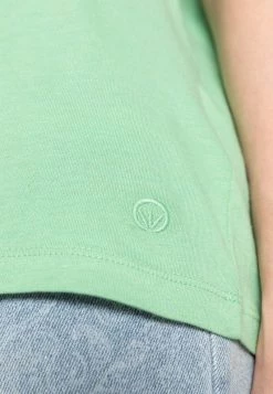 Cream Femme NAIA T Shirt Basique Light Grass Green -Cream Soldes Boutique 08bc35828de0400f93687665e5ceee82