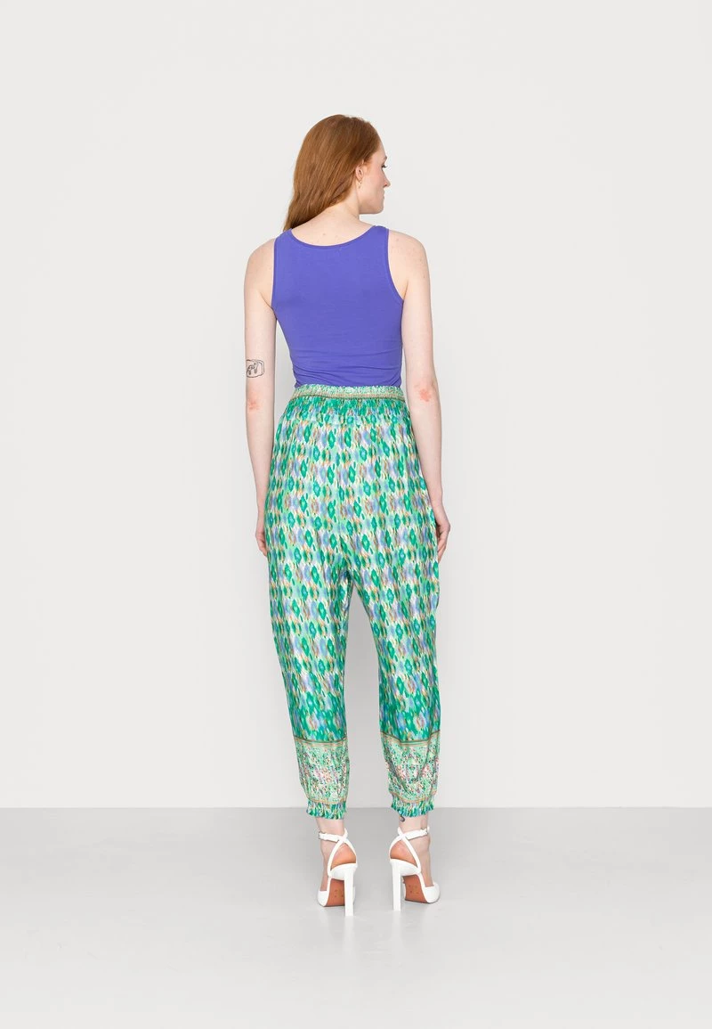 Cream Femme WILLOW PANT Pantalon Classique Ethnic Ikat Green 3 Cream Femme WILLOW PANT Pantalon Classique Ethnic Ikat Green – Image 3
