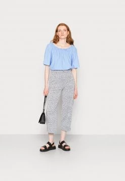 Cream Femme VENTA BLOUSE Blouse Vista Blue -Cream Soldes Boutique 0e7b242cdfea404bb3349449f7cf1ae6