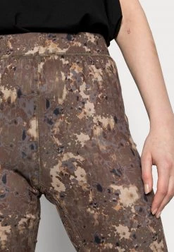 Cream CARLY Legging Brown Blurred -Cream Soldes Boutique 0e98b8e81ac048e3a9f0a6937063120d