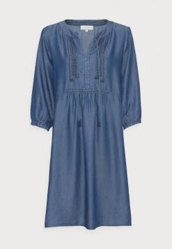 Cream Femme POPPY DRESS Robe En Jean Blue Denim -Cream Soldes Boutique 0f8be368251249f599494757f2e2c80e