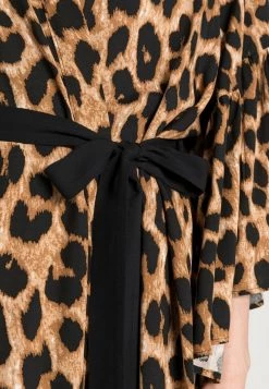 Cream CRTUMYS KIMONO Veste Légère Leopard Femme -Cream Soldes Boutique 11118382db3f4fbf8bf7b41cedabeeee