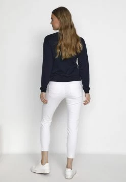 Cream CRANVA Pullover Total Eclipse Femme 8 Cream CRANVA Pullover Total Eclipse Femme -Cream Soldes Boutique 113546435faf496d91bd1cd9bc6b2362