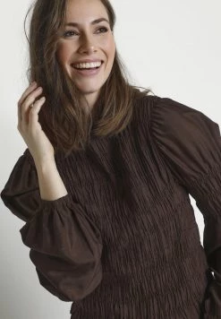 Cream Femme HENVA Blouse Java -Cream Soldes Boutique 1957b8f8dac84b01a92a3d2c063b3475