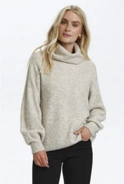 Cream Pullover Oat Melange