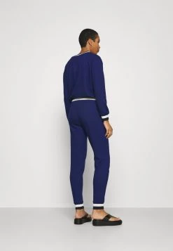 Cream MONA PANTS Pantalon Classique Medieval Blue -Cream Soldes Boutique 2d5ca6a512a14916ac32c18a8c7c70c6