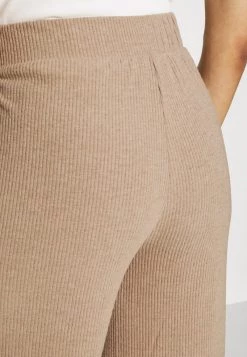 Cream Femme CRMEISA PANTS Pantalon Classique Camel -Cream Soldes Boutique 2fc5d1d06b124a85a7d9e1786573edcf