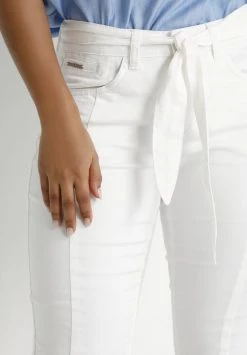 Cream Jean Slim Snow White -Cream Soldes Boutique 3311616da2f548ab818fda528d8ab5a6