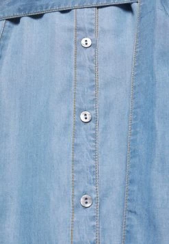 Cream Femme AMIRA DRESS Robe En Jean Blue Denim -Cream Soldes Boutique 339133c690a14d87965c3d495d5b1903