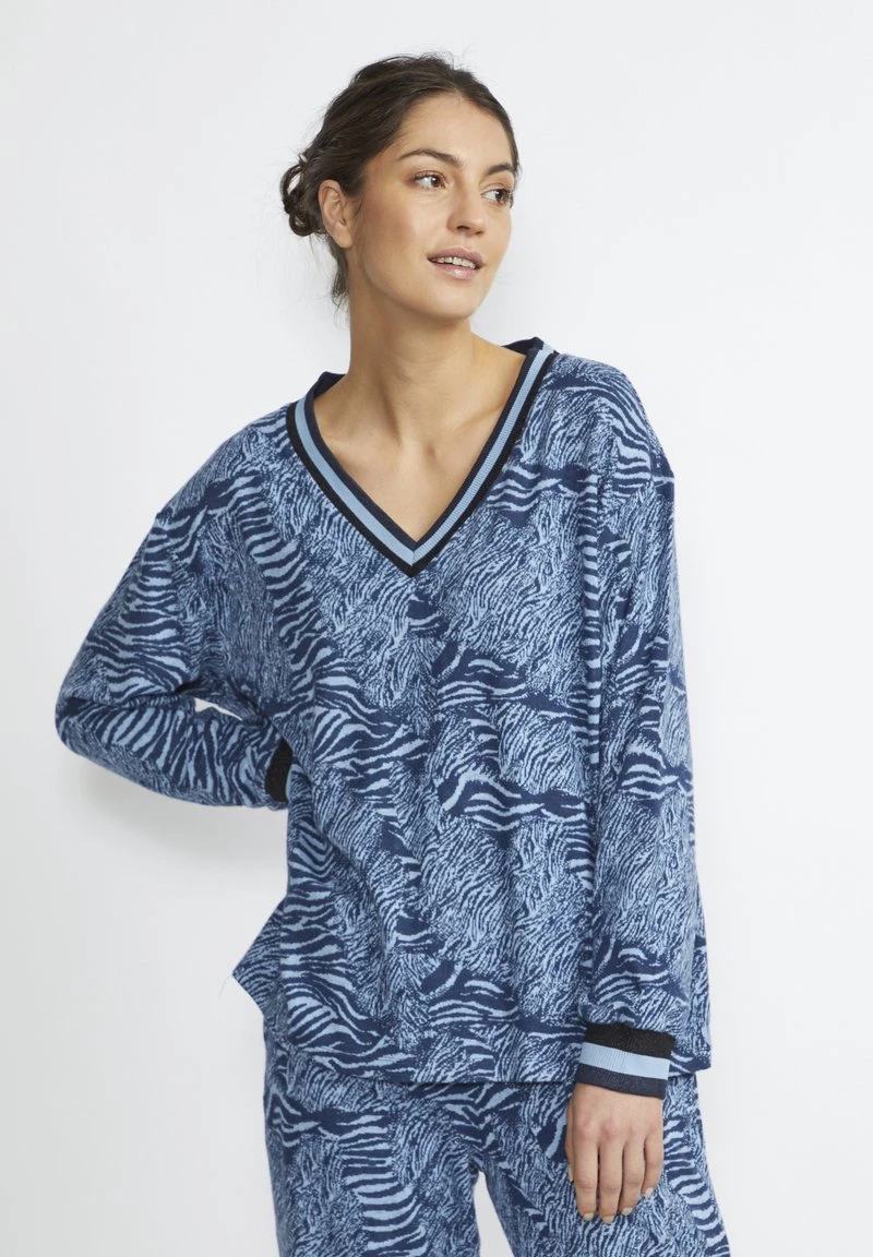 Cream MONACR Sweatshirt Blue Tiger 1 Cream MONACR Sweatshirt Blue Tiger