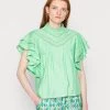 Cream Blouse Light Grass Green Femme