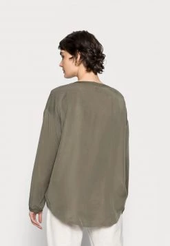 Cream JAVIA BLOUSE Blouse Sea Turtle -Cream Soldes Boutique 3cdf776316b84e6d9460cdf137584942