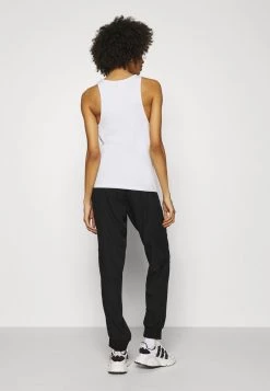 Cream Femme LONG PANTS Pantalon Classique Pitch Black -Cream Soldes Boutique 4089796a3076458ab57bbdd4ddbd35f9