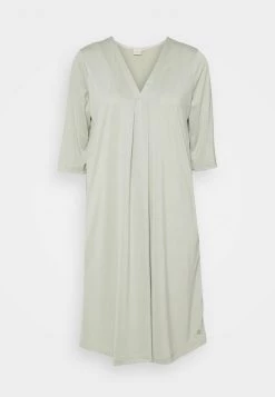 Cream MODALA DRESS MOLLIE FIT Robe En Jersey Desert Sage -Cream Soldes Boutique 41e7eaa4eb844579881d0969c767ef18
