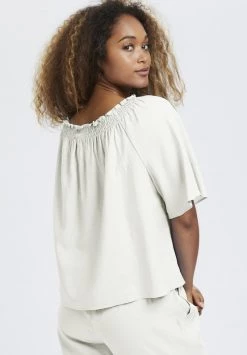 Cream Femme CRVENTA Blouse Snow White -Cream Soldes Boutique 475fdcd4865d4be8b31e5bbcfc7804ba