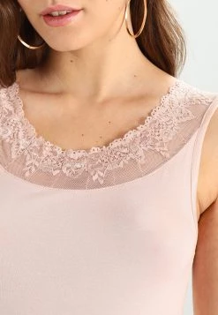 Cream FLORENCE Débardeur Powder 11 Cream FLORENCE Débardeur Powder -Cream Soldes Boutique 48a2a837deb04bd9a328f2c3c91bd444