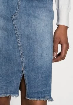 Cream Femme KAMMIE SKIRT Jupe En Jean Soft Blue Denim -Cream Soldes Boutique 4a480a87fedc48579b61dfa30fedf4fc