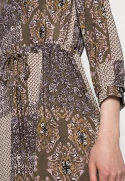 Cream SANI DRESS Robe De Jour Seaturtle Patchwork -Cream Soldes Boutique 5449bc8b631348fab1772253248d4d2b