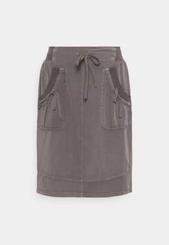 Cream NANNA Jupe Trapèze Pitch Black