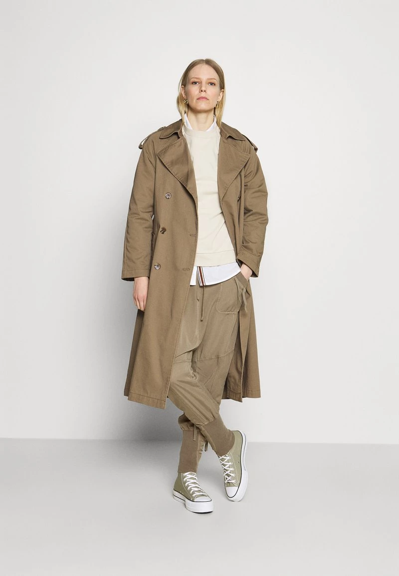 Cream NANNA PANTS Pantalon Classique Timber Wolf Femme 2 Cream NANNA PANTS Pantalon Classique Timber Wolf Femme – Image 2