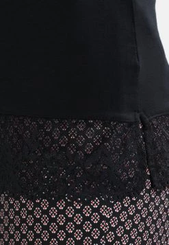 Cream Femme FLORENCE Débardeur Pitch Black 9 Cream Femme FLORENCE Débardeur Pitch Black -Cream Soldes Boutique 62066d63960c4044ac0ba0d1a3bb35ff