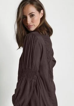 Cream CRHENVA Robe Chemise Java Femme -Cream Soldes Boutique 6e9a70e0e2514b4da0d9ab10b403e799