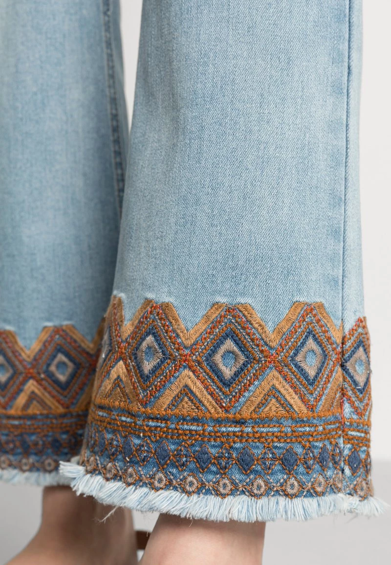 Cream CRBOLETTE 7/8 JEANS Jean Bootcut Soft Blue Denim Femme 5 Cream CRBOLETTE 7/8 JEANS Jean Bootcut Soft Blue Denim Femme – Image 5