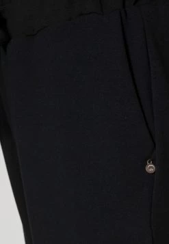 Cream Femme SALINA PANTS Pantalon De Survêtement Pitch Black 9 Cream Femme SALINA PANTS Pantalon De Survêtement Pitch Black -Cream Soldes Boutique 72c62a39814848cebd47a79db4c930d7