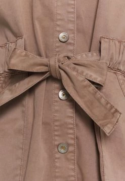 Cream DAFINE VEST Veste Sans Manches Cognac Femme -Cream Soldes Boutique 741036ed3b6f4a588dfae9c6d2a68ffc