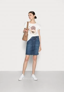 Cream Soldes Boutique -Cream Soldes Boutique 74bfd4d5909e43e99cacb02e145fbe19