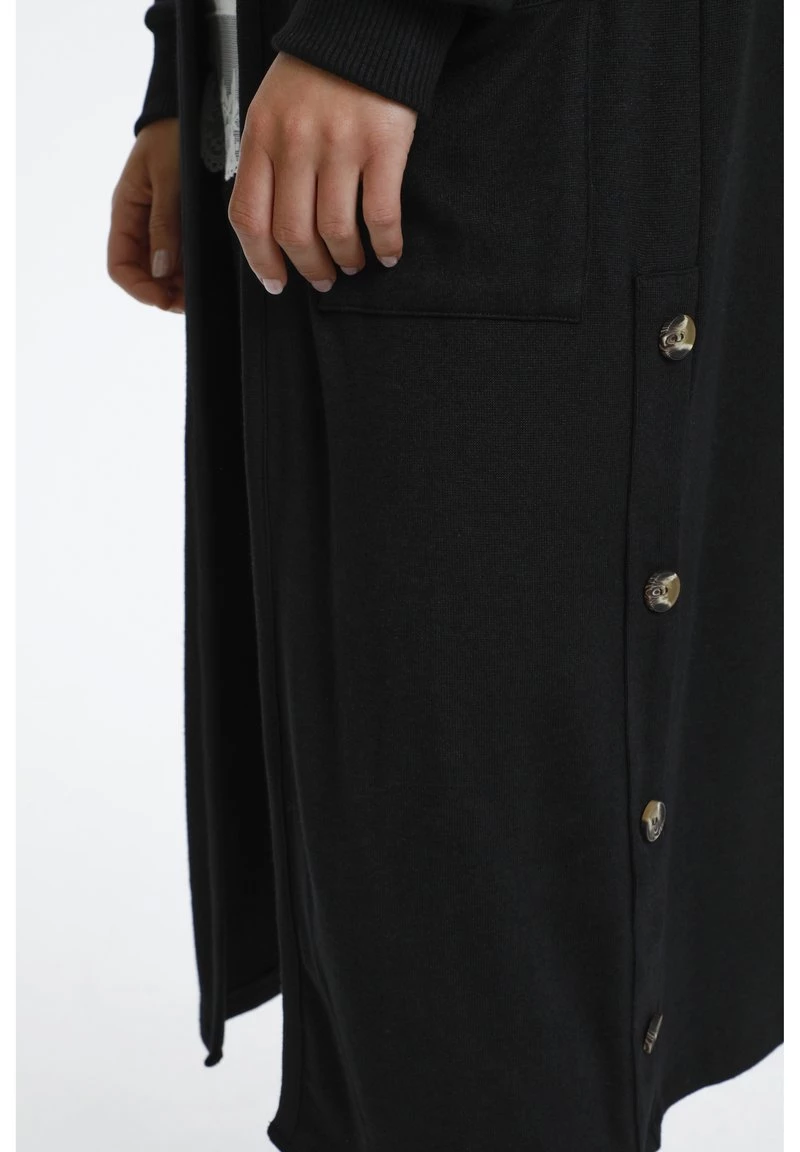 Cream Femme SALLY Gilet Pitch Black 4 Cream Femme SALLY Gilet Pitch Black – Image 4