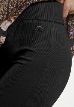 Cream CRLADDY Legging Pitch Black -Cream Soldes Boutique 816534218cac4355ae1d3619da48d219