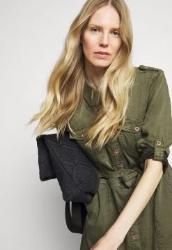 Cream Femme UNIFORM DRESS Robe Chemise Sea Turtle 15 Cream Femme UNIFORM DRESS Robe Chemise Sea Turtle -Cream Soldes Boutique 83a966807da146b4a30a347b55199ec0