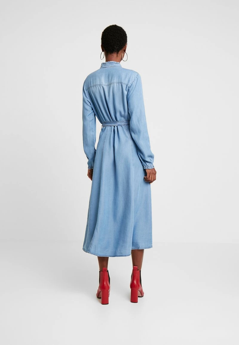 Cream VINCACR DRESS Robe En Jean Blue Denim Femme 3 Cream VINCACR DRESS Robe En Jean Blue Denim Femme – Image 3