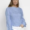 Cream HENVA Blouse Placid Blue Femme