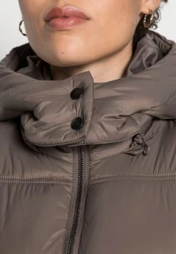 Cream Femme GAIAGRO LONG JACKET Veste D'hiver Taupe -Cream Soldes Boutique 94fe9b3ff44e464cacdc7f1bd55910df