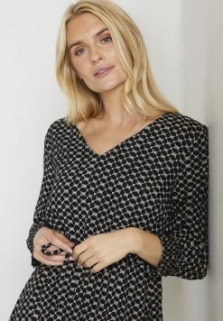 Cream Femme CRMAKUMAK Robe De Jour Geometric Pitch Black -Cream Soldes Boutique a80f73875594459fa802f88f472d6e4f