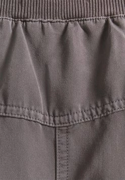 Cream NANNA Jupe Trapèze Pitch Black -Cream Soldes Boutique a89a0762a11141499b81ceed90b47aeb