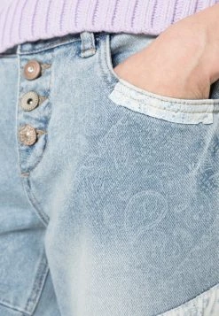 Cream Femme CRNICOLE ANKL COCO FIT Jean Droit Light Blue Denim 9 Cream Femme CRNICOLE ANKL COCO FIT Jean Droit Light Blue Denim -Cream Soldes Boutique b06d8988ddf740a8bff2b4cb312f611b