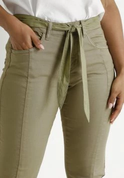 Cream Femme Jean Slim Seneca Rock -Cream Soldes Boutique c3a9296561654f2e89b74e3c0350a412