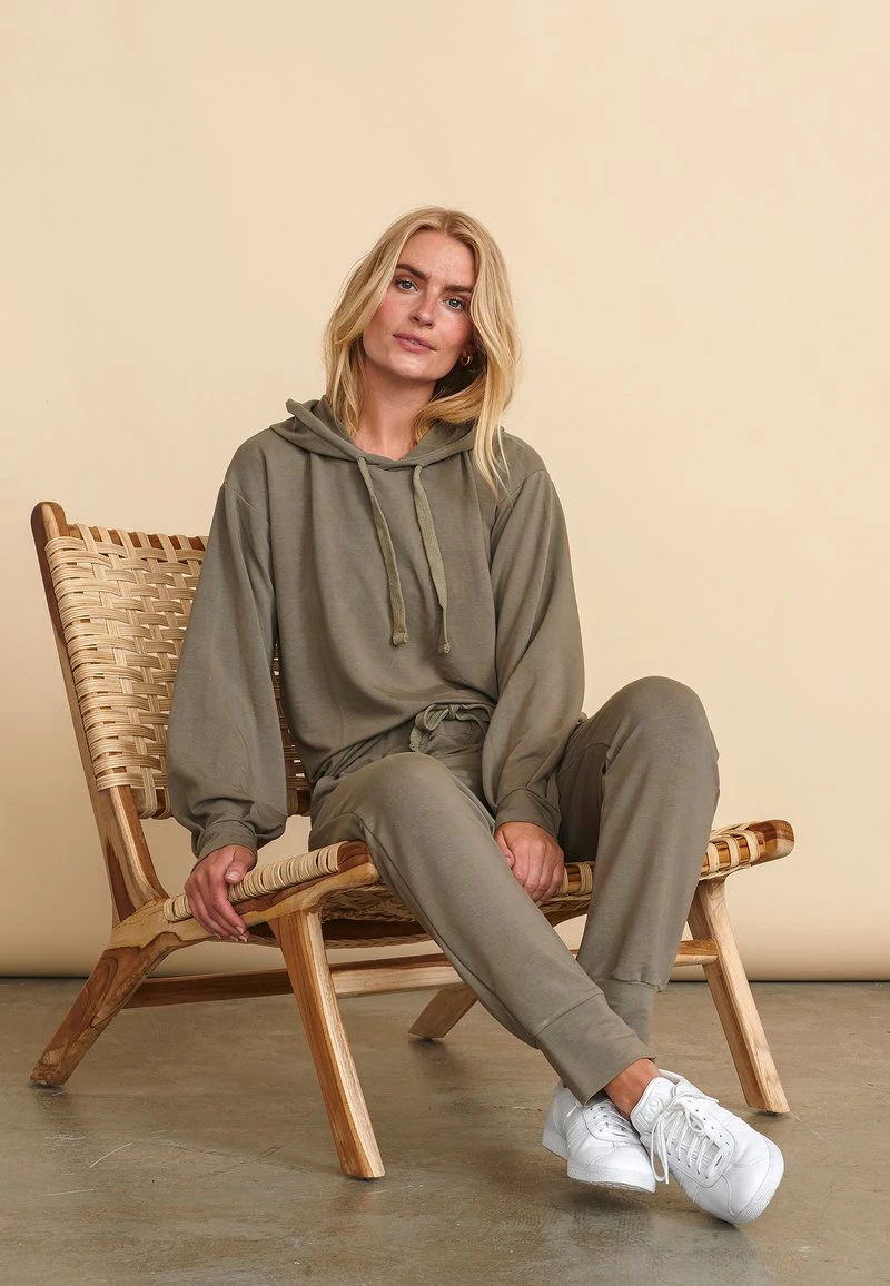 Cream Pantalon Classique Fallen Rock Femme 1 Cream Pantalon Classique Fallen Rock Femme