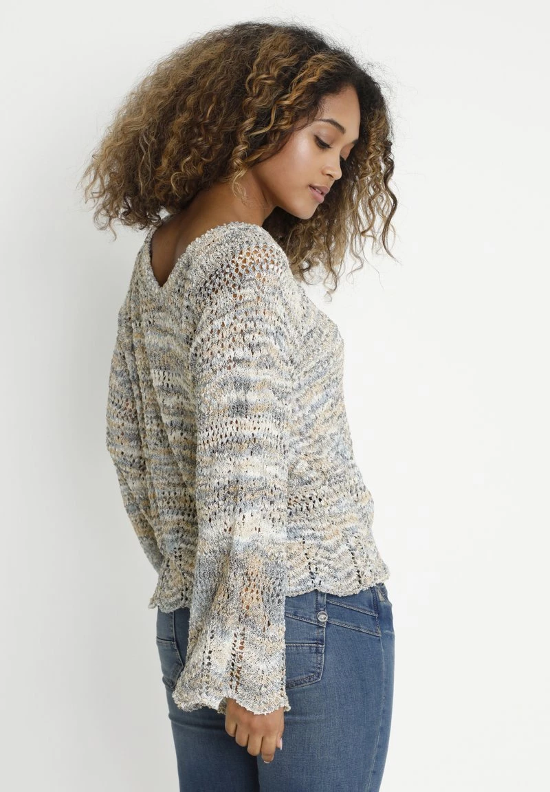 Cream VANTA Pullover Wavy Brunnera Stone Mix 3 Cream VANTA Pullover Wavy Brunnera Stone Mix – Image 3