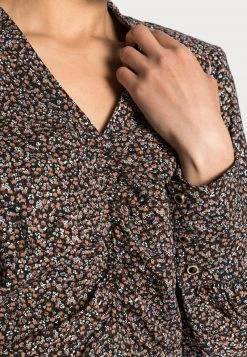 Cream ALLIE BLOUSE Blouse Black -Cream Soldes Boutique ca4d9621864d4158afcf0a6057f5e94d