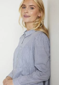 Cream Femme CRMALINKA Chemisier Blue Stripe 11 Cream Femme CRMALINKA Chemisier Blue Stripe -Cream Soldes Boutique cffe7e9858f64e4d9a2c72c3642cb070