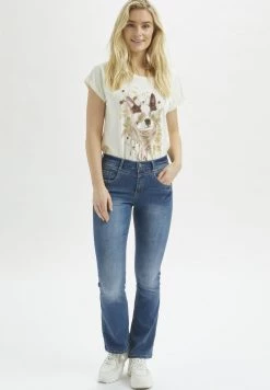 Cream Soldes Boutique -Cream Soldes Boutique d477de8a214e44b1869e6def80a82237