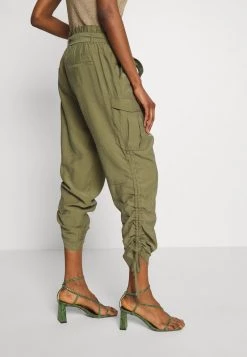 Cream GUNNA PANTS Pantalon Cargo Olive -Cream Soldes Boutique d4b84aaea33a4f9abe009bc4e246d602
