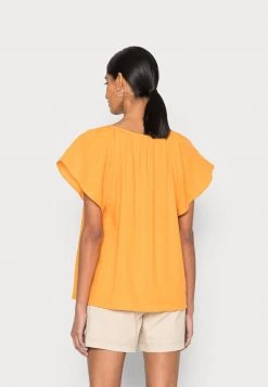 Cream KENDA BLOUSE Blouse Apricot -Cream Soldes Boutique daa4a778126c4d49b748e667a60401a7