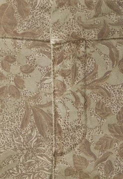 Cream Femme CRCINDY CHINO PANT Chino Silver Mink -Cream Soldes Boutique f2135a00881b49de8e214888b826446d