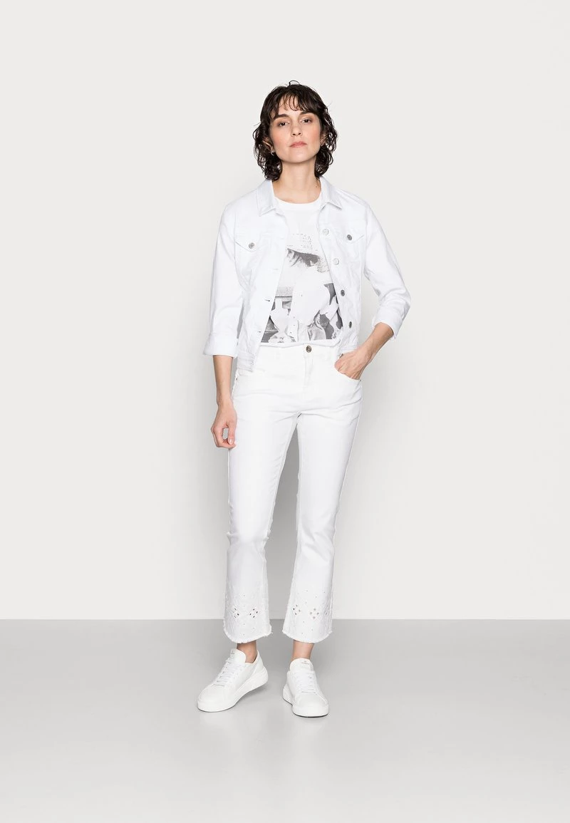 Cream Jean Bootcut Snow White 2 Cream Jean Bootcut Snow White – Image 2